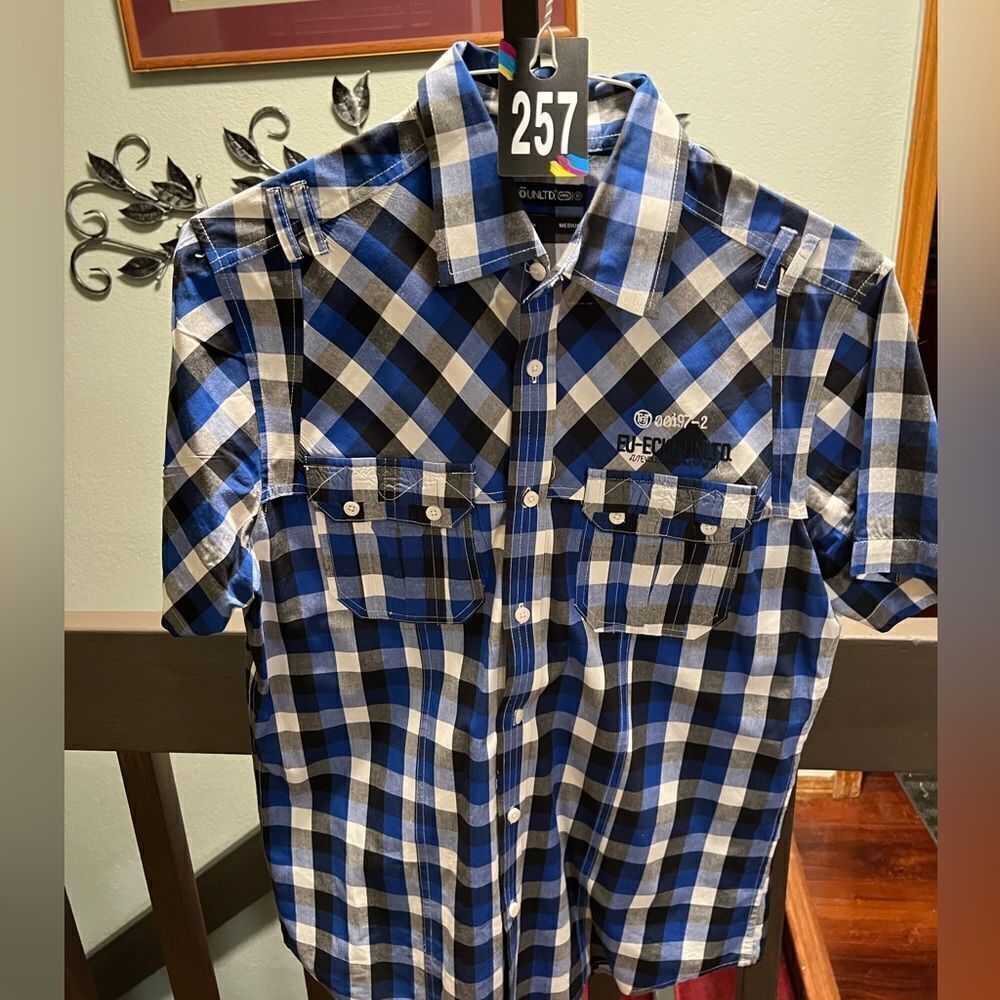 NWOT Ecko Blue & Black Checkered Men's Short Sleeveeeve Medium Shirt #257